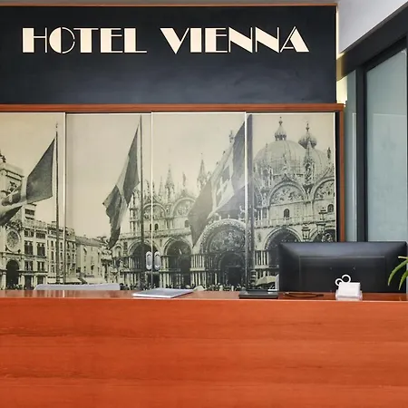 Hotel Vienna 3*